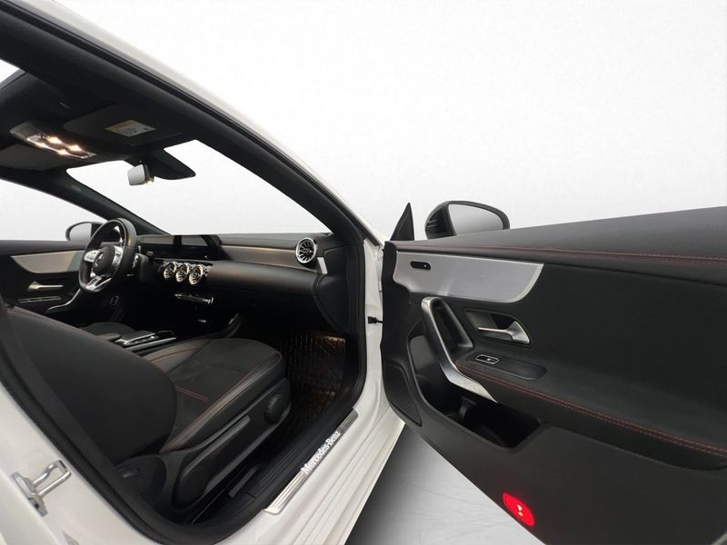 Mercedes CLA250 bild 28