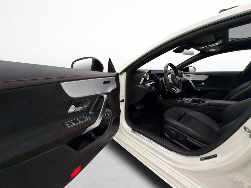 Mercedes CLA250 bild 9