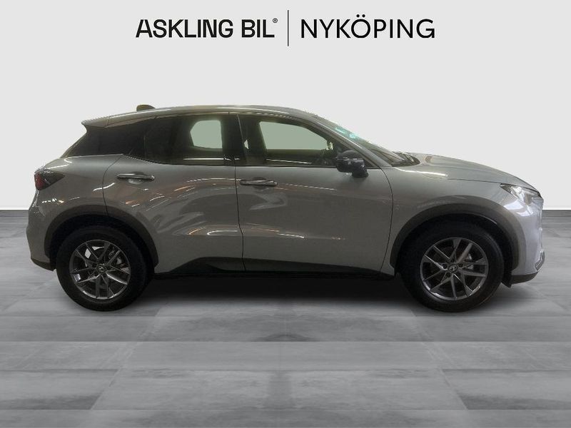 Lexus LBX bild 11