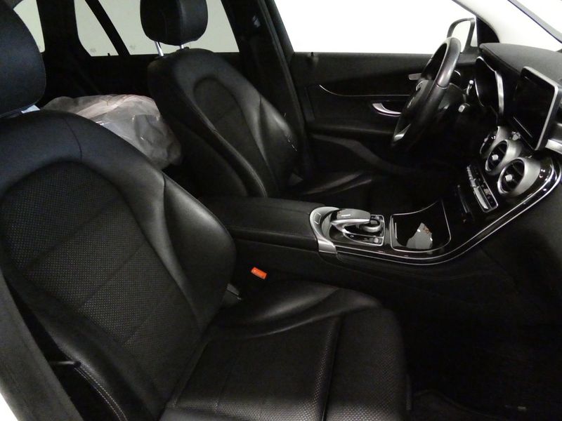 Mercedes GLC220 bild 12