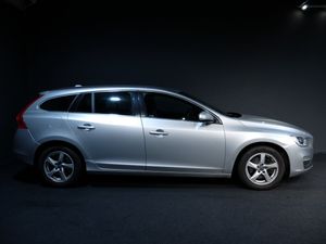 Volvo V60 bild 2