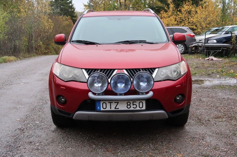 Mitsubishi Outlander bild 2