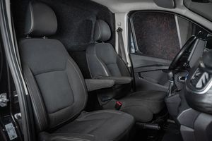 Renault Trafic bild 26