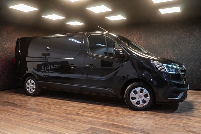 Renault Trafic bild 2