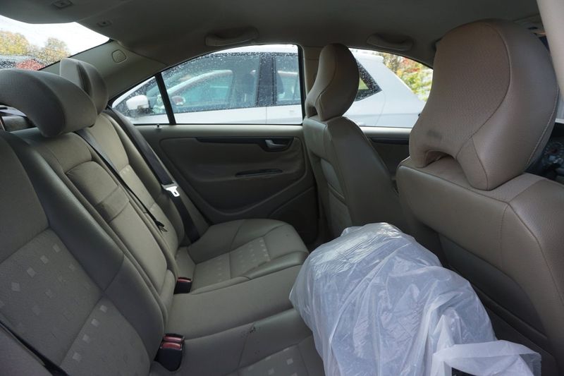 Volvo S60 bild 6