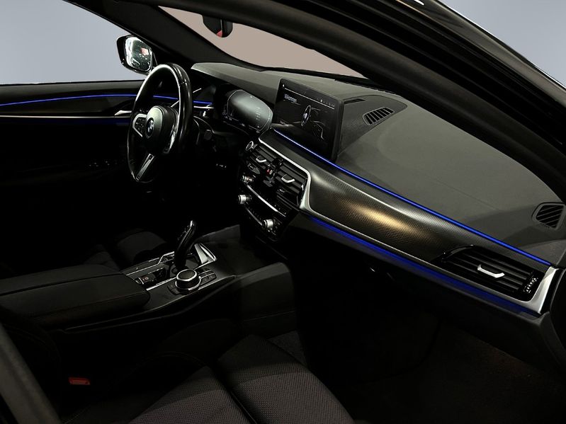 BMW 520 bild 8
