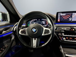 BMW 520 bild 11