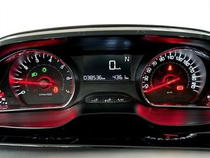 Peugeot 208 bild 9