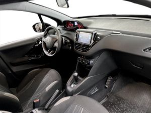 Peugeot 208 bild 13