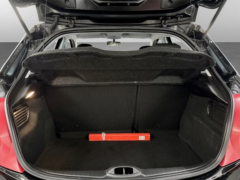 Peugeot 208 bild 17