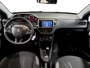 Peugeot 208 bild 6