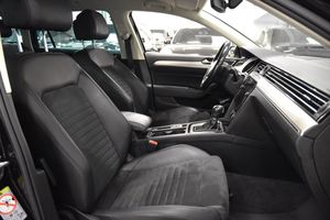 Volkswagen Passat bild 12