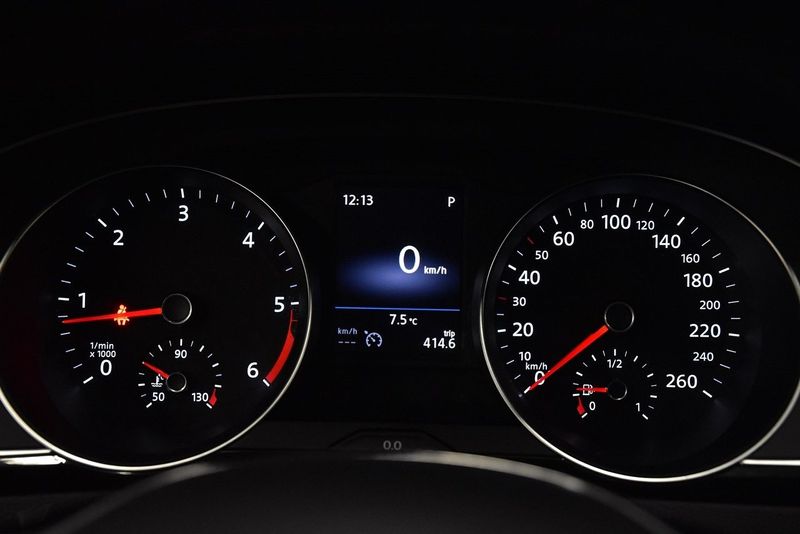 Volkswagen Passat bild 15