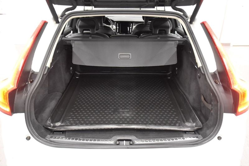 Volvo V90 bild 24