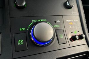 Lexus CT bild 12