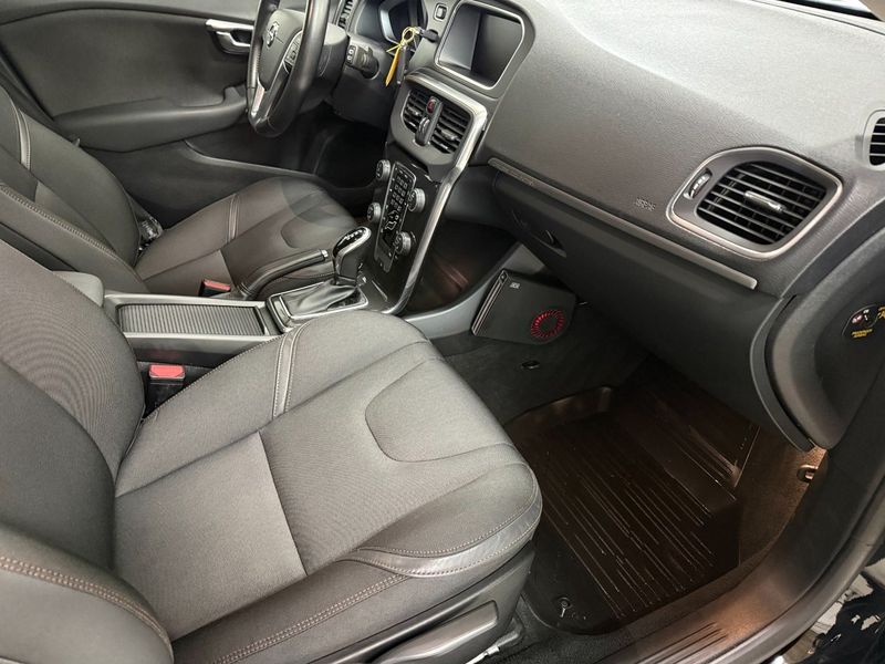 Volvo V40 bild 12