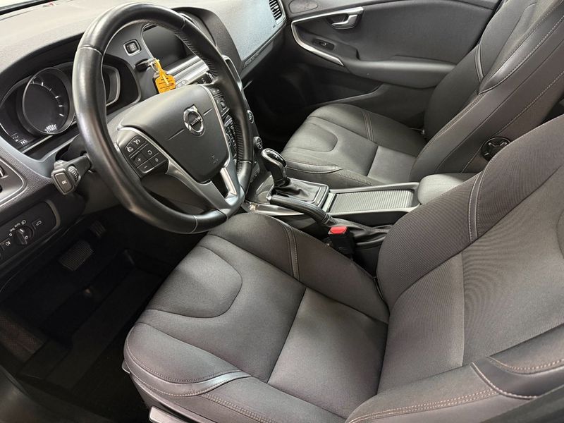 Volvo V40 bild 9