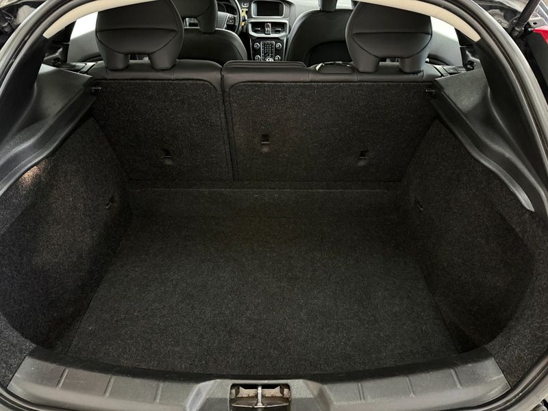 Volvo V40 bild 14