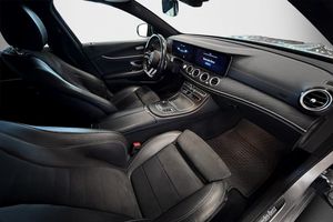 Mercedes E220 bild 8