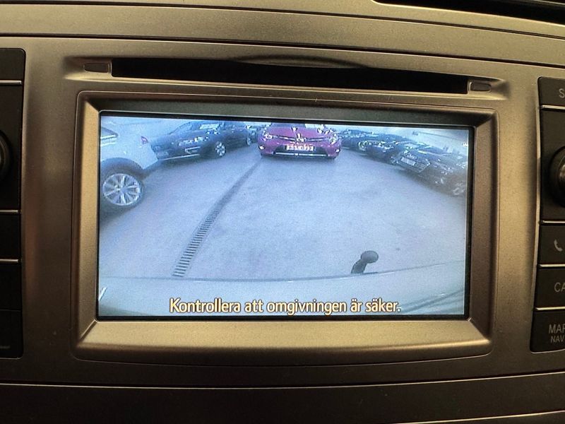Toyota Avensis bild 25