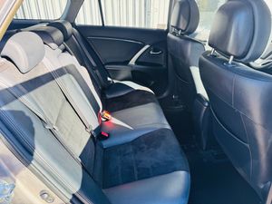 Toyota Avensis bild 6