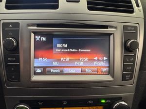 Toyota Avensis bild 22