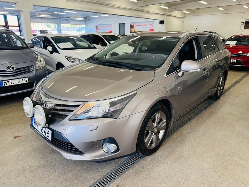 Toyota Avensis bild 14