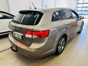 Toyota Avensis bild 15