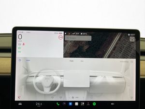 Tesla Model 3 bild 19