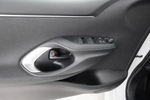 Mazda 2 bild 17