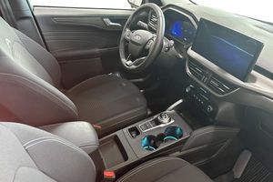 Ford Kuga bild 10