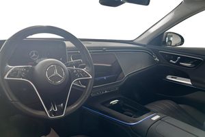 Mercedes E300 bild 8