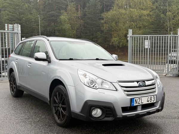 Subaru Outback 2.0 4WD Lineartronic 150hk Business Skinn Drag Nyservad - 2014