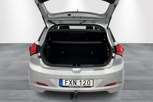 Hyundai i20 bild 6