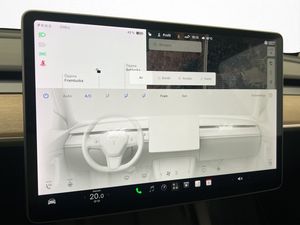 Tesla Model Y bild 22