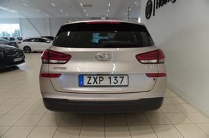Hyundai i30 bild 7