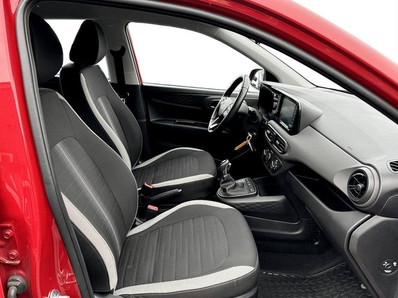 Hyundai i10 bild 11
