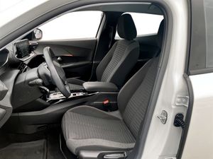 Peugeot e-2008 bild 4