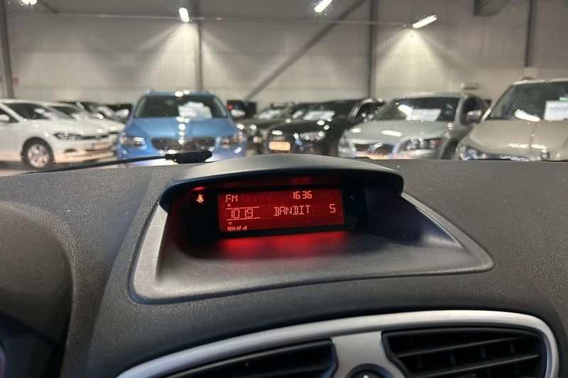 Renault Clio bild 15