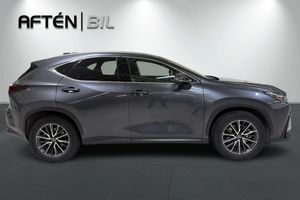 Lexus NX bild 6