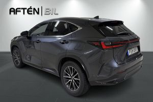 Lexus NX bild 10