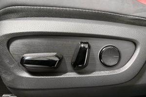 Lexus NX bild 18