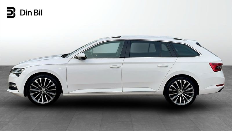 Skoda Superb bild 2