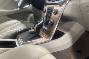 Volvo V40 bild 15