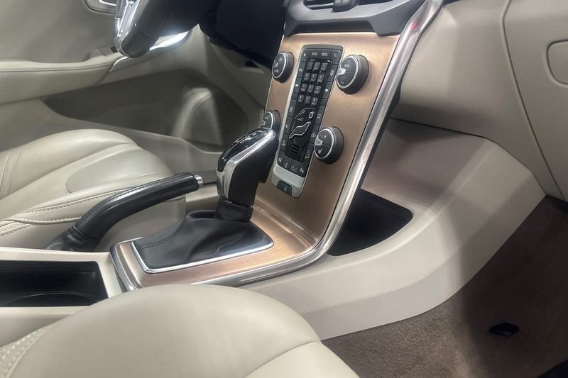 Volvo V40 bild 15