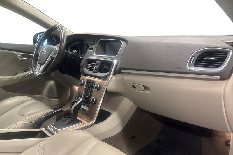 Volvo V40 bild 10