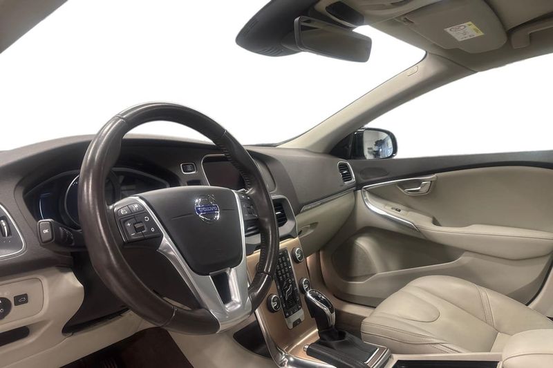 Volvo V40 bild 8