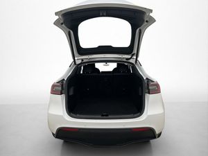Tesla Model Y bild 28