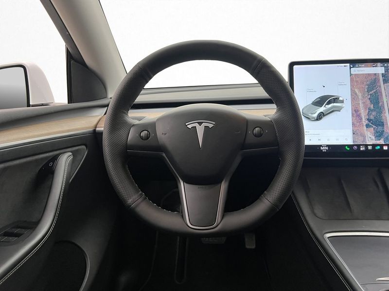 Tesla Model Y bild 14
