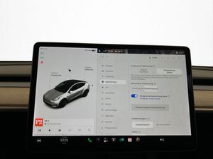 Tesla Model Y bild 21